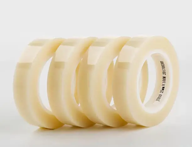 Para que servem as fitas de molde na fabrica&ccedil;&atilde;o de lentes &oacute;pticas